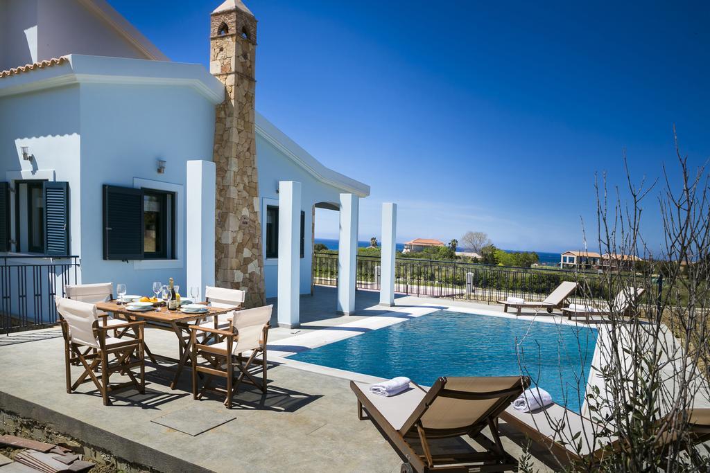 Seirios Luxury Villa Svoronata Bagian luar foto