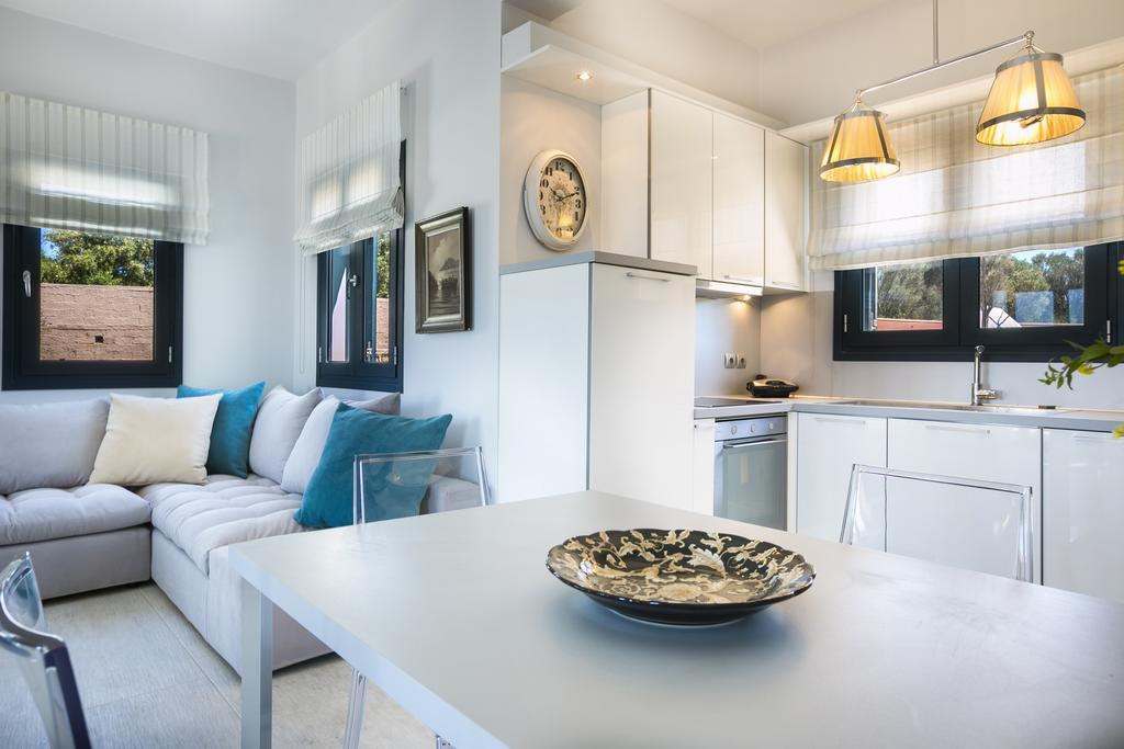Seirios Luxury Villa Svoronata Bagian luar foto