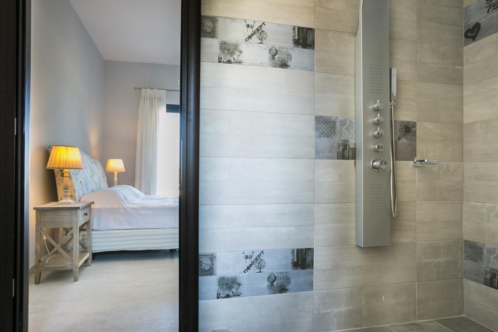 Seirios Luxury Villa Svoronata Bagian luar foto